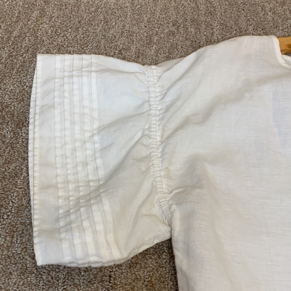 Excellent used condition. White linen/cotton blend women’s top from GAP.Sz small - Picture 3 of 11